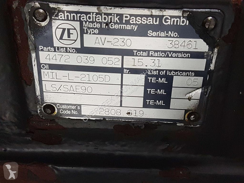 Náhradní díly pro kamiony Volvo L30B-ZF...