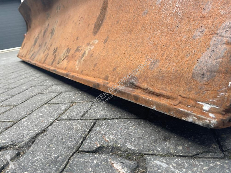 Pièces poids lourds Liebherr...