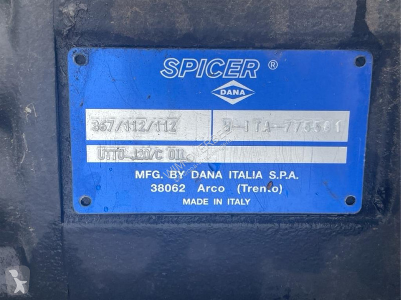 قطع غيار الآليات الثقيلة Dana Spicer...