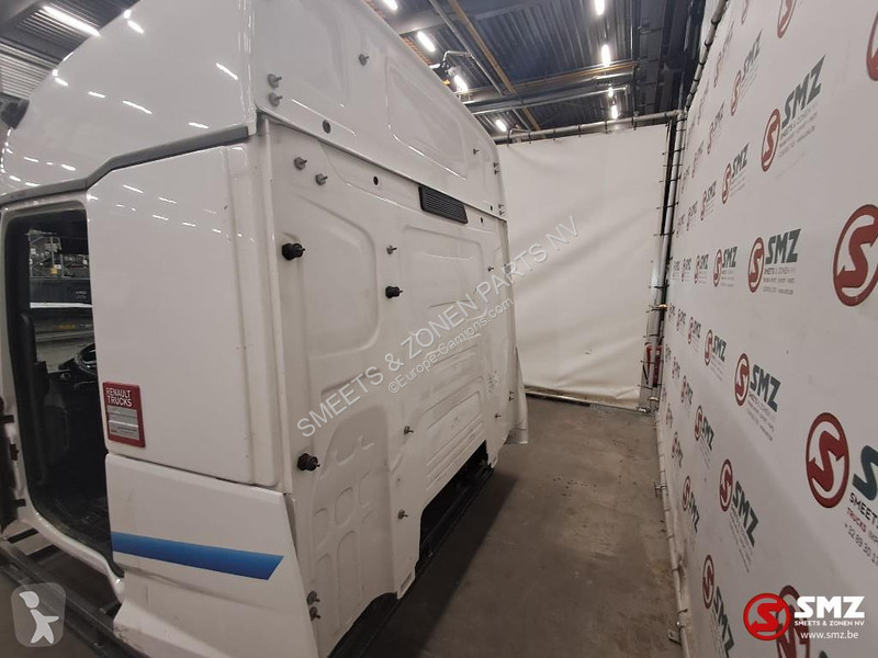 قطع غيار الآليات الثقيلة Renault Occ Cabine...