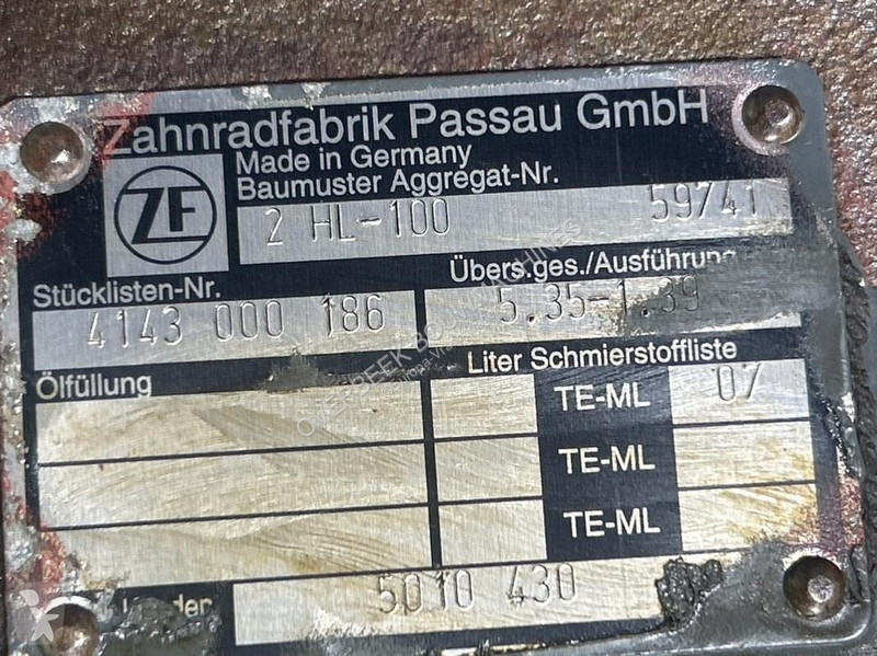 قطع غيار الآليات الثقيلة Liebherr...