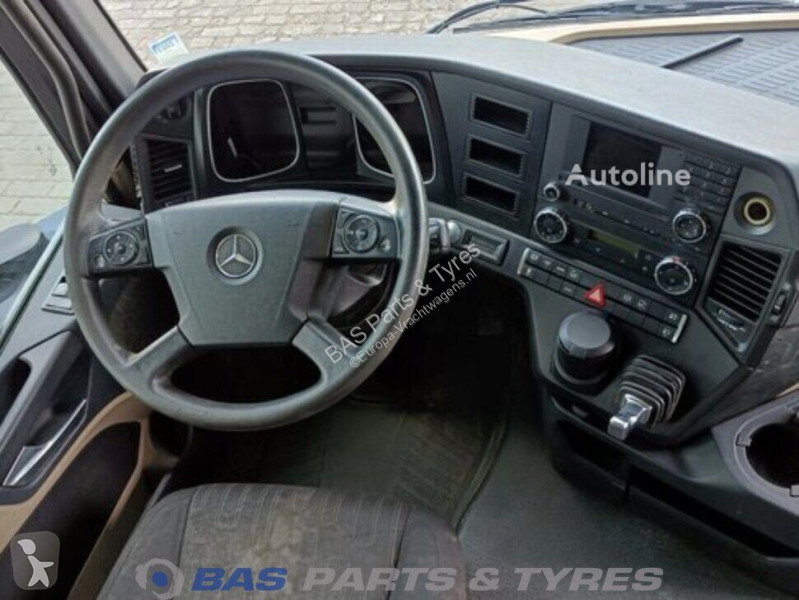 قطع غيار الآليات الثقيلة Mercedes