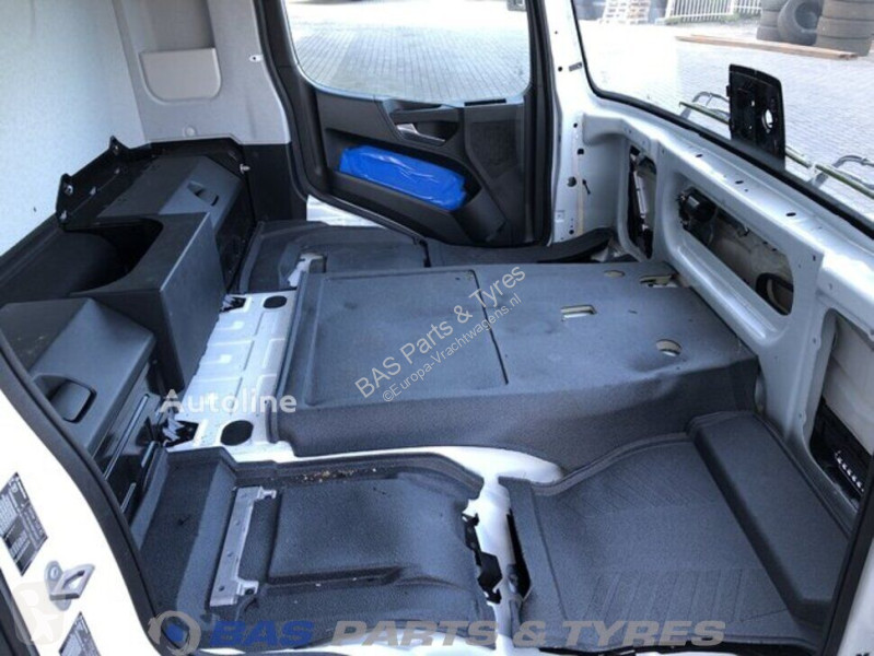 قطع غيار الآليات الثقيلة Mercedes