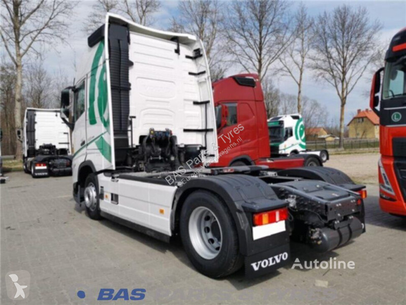 قطع غيار الآليات الثقيلة Volvo