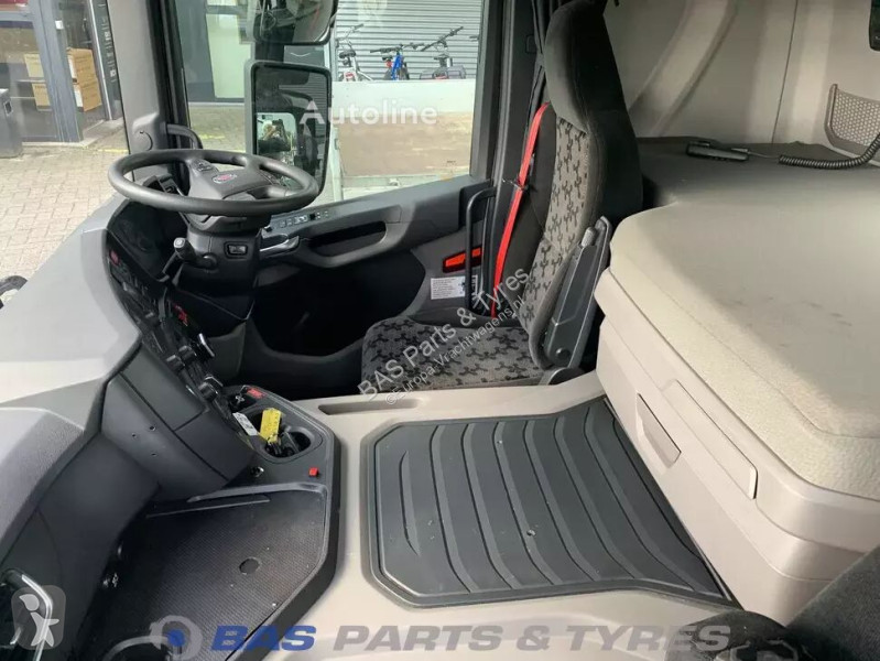 قطع غيار الآليات الثقيلة Scania
