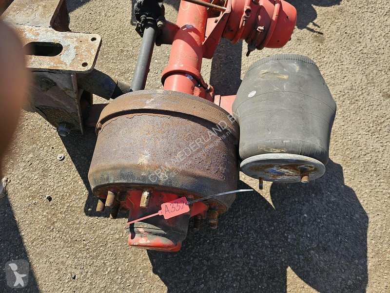 قطع غيار الآليات الثقيلة SMB TRAILER AXLE...
