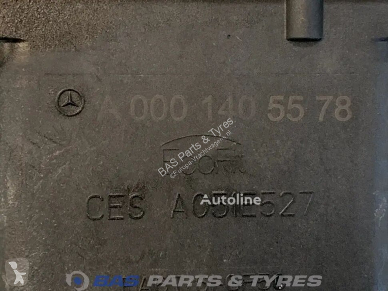 قطع غيار الآليات الثقيلة Mercedes Adblue pomp...