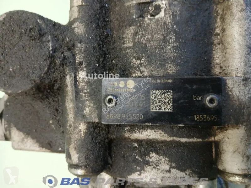 Vrachtwagenonderdelen DAF Steering pump