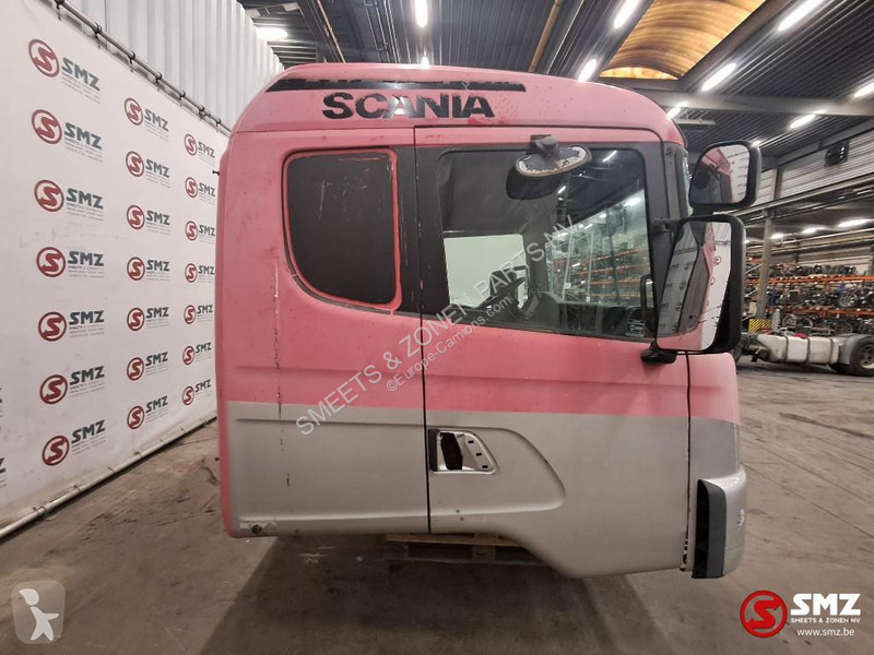 قطع غيار الآليات الثقيلة Scania Occ cabine...