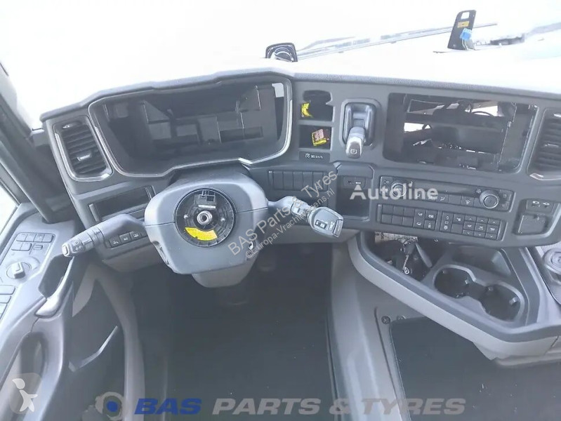 قطع غيار الآليات الثقيلة Scania