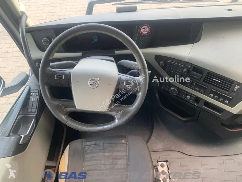 قطع غيار الآليات الثقيلة Volvo
