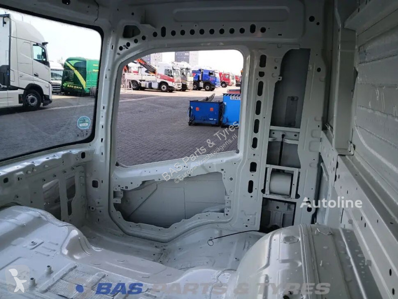 قطع غيار الآليات الثقيلة Volvo