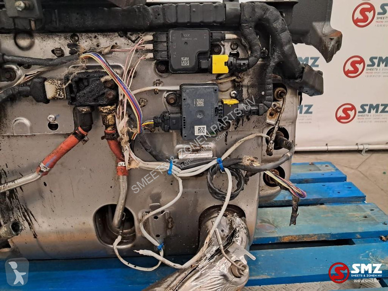 قطع غيار الآليات الثقيلة DAF Occ katalysator...