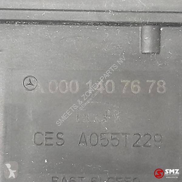 قطع غيار الآليات الثقيلة Mercedes AdBlue pomp...