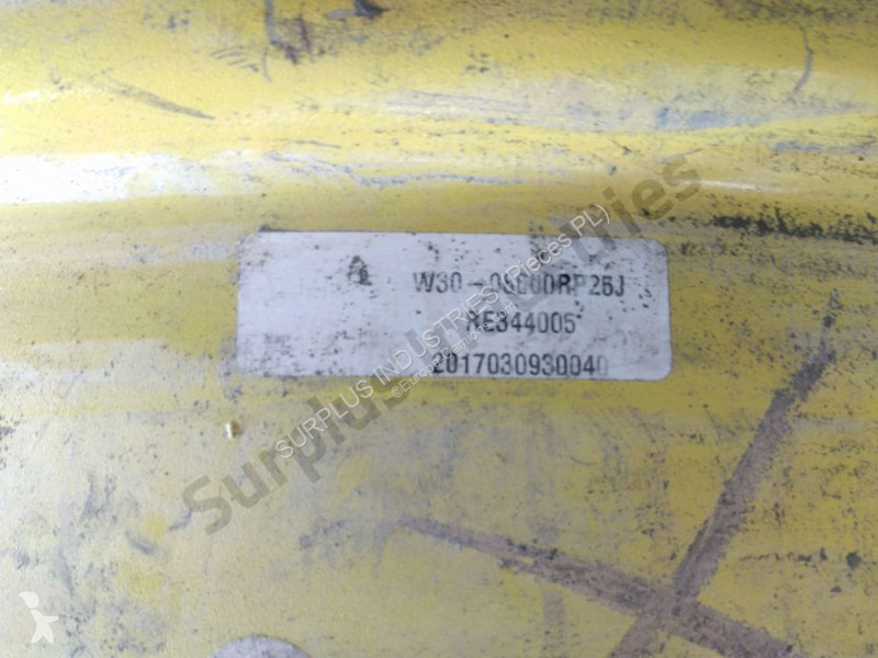 قطع غيار الآليات الثقيلة John Deere 8345R