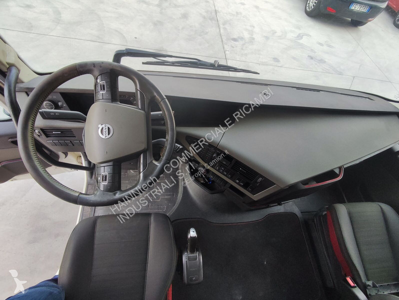 قطع غيار الآليات الثقيلة Volvo 4 - LOW ROOF -...