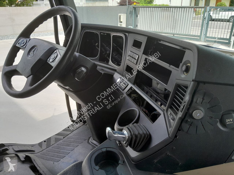 Pièces poids lourds Mercedes AROCS ACTROS...