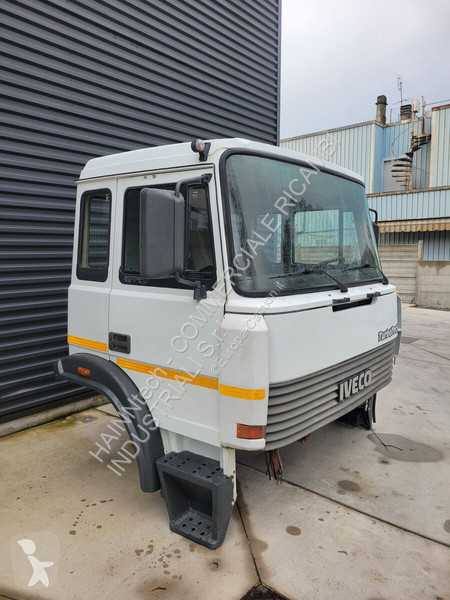 Pezzi di ricambio per mezzi pesanti Iveco...