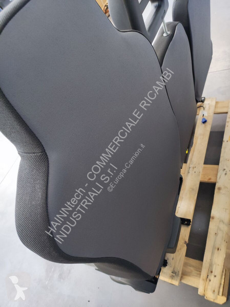 قطع غيار الآليات الثقيلة Iveco Complete 3