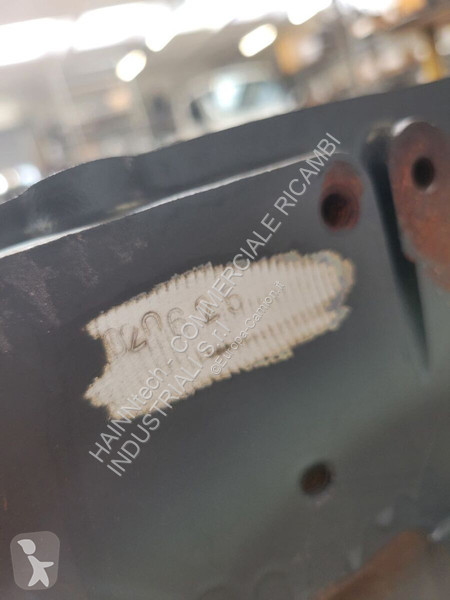 Pezzi di ricambio per mezzi pesanti Iveco...