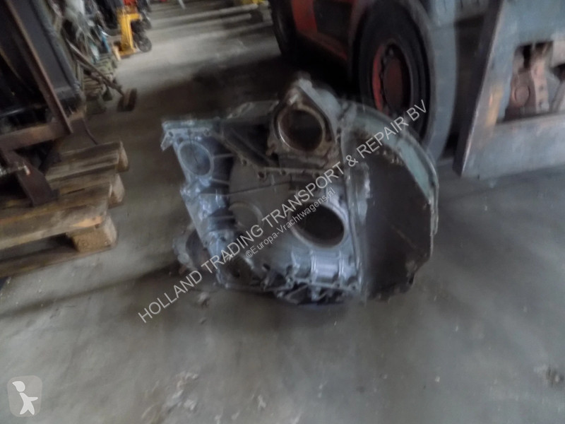 قطع غيار الآليات الثقيلة Mercedes krukas MB V8