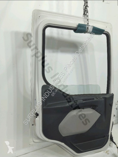 قطع غيار الآليات الثقيلة Volvo FL 240