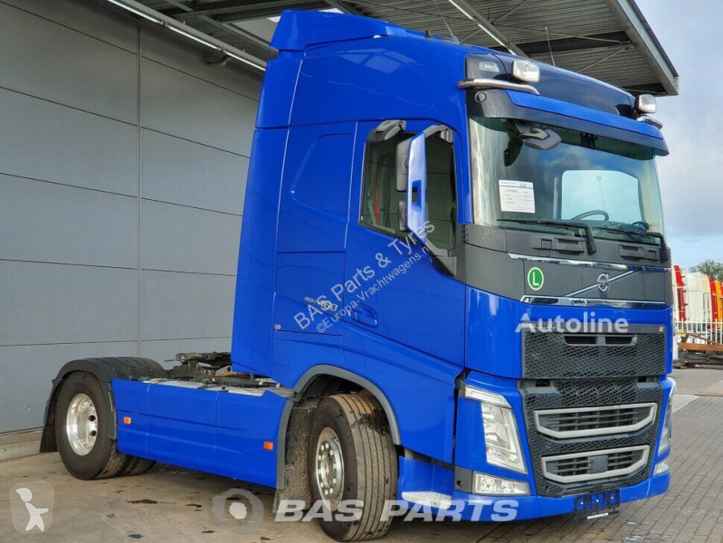 قطع غيار الآليات الثقيلة Volvo