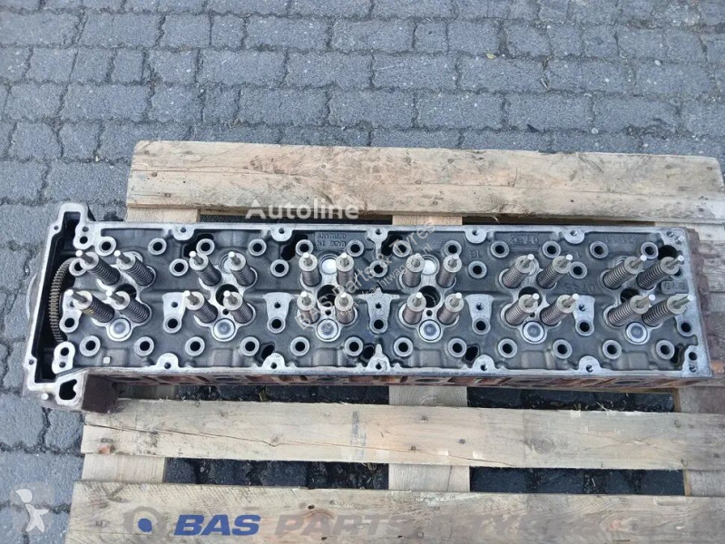 قطع غيار الآليات الثقيلة Mercedes Cylinderhead...