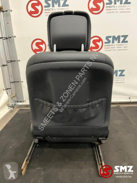 Pièces poids lourds Mercedes Occ set interieur...