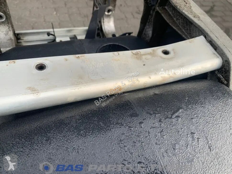 Pezzi di ricambio per mezzi pesanti Volvo...