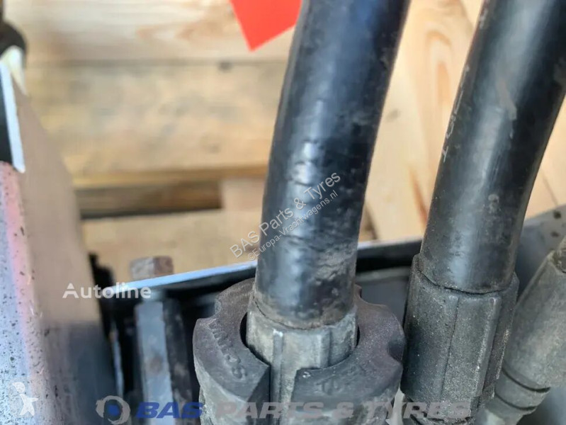 قطع غيار الآليات الثقيلة Scania Steering cylinder