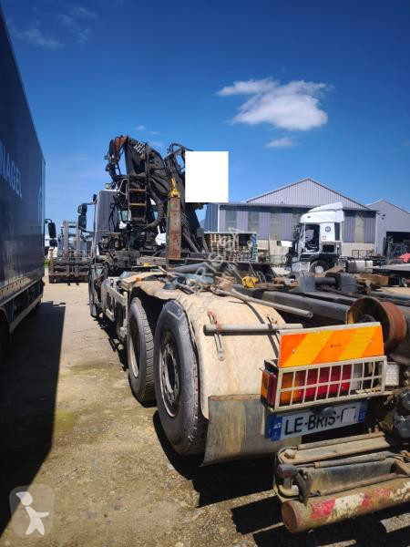قطع غيار الآليات الثقيلة Iveco  STRALIS