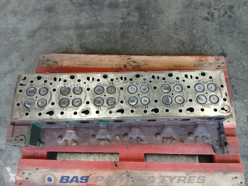 Teherautó-alkatrészek Volvo Cylinderhead D13K...
