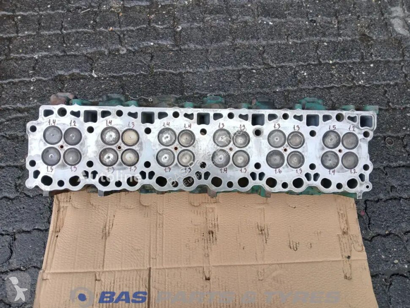 Náhradní díly pro kamiony Volvo Cylinderhead...