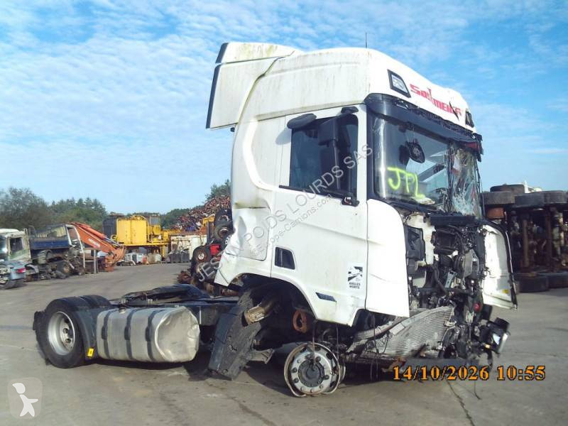 Náhradní díly pro kamiony Scania 460