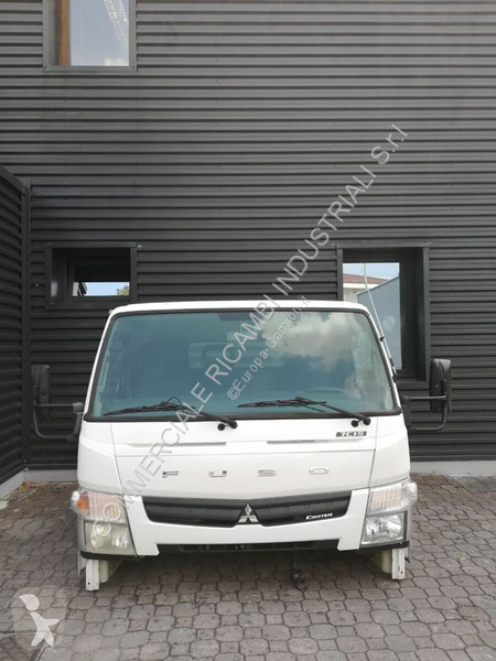 قطع غيار الآليات الثقيلة Mitsubishi Fuso CANTER...
