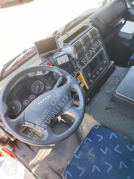Pezzi di ricambio per mezzi pesanti Iveco...