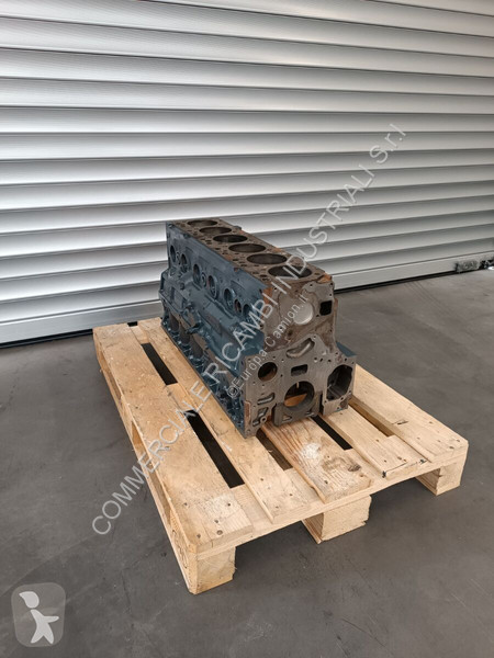 قطع غيار الآليات الثقيلة MAN TGM