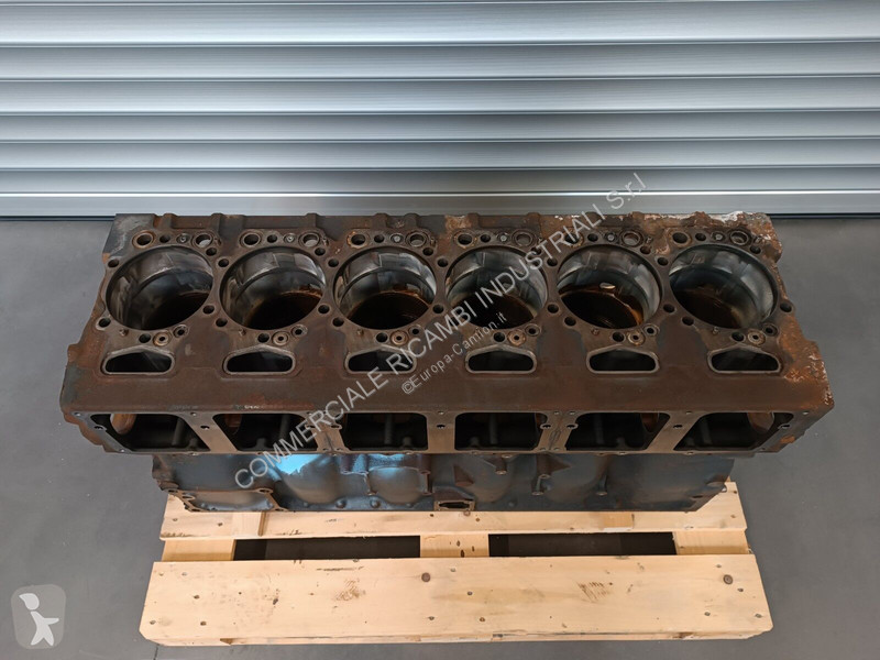 قطع غيار الآليات الثقيلة Scania