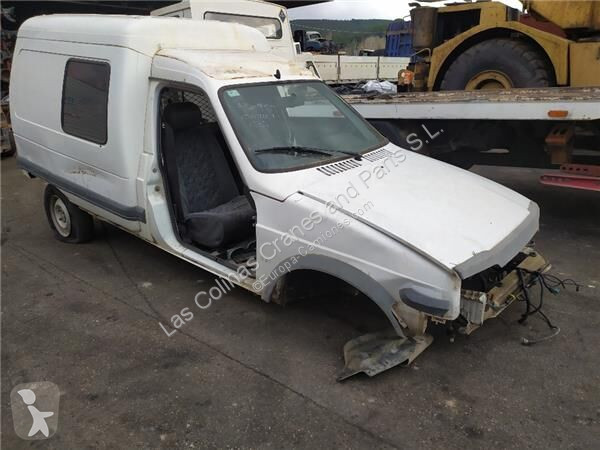 Ricambio per autocarri  Tuyau d'échappement...