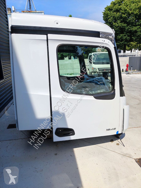 قطع غيار الآليات الثقيلة Mercedes AROCS ACTROS...