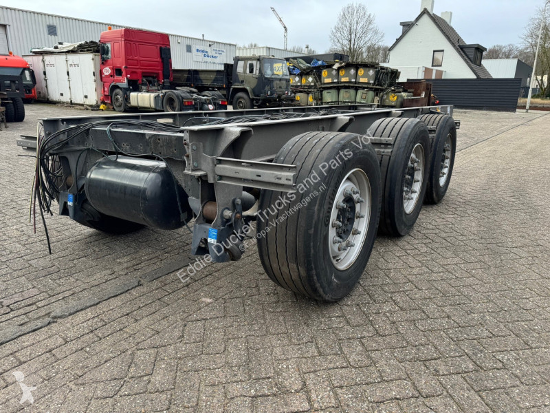 Vrachtwagenonderdelen Schmitz Cargobull 3 AXLE...