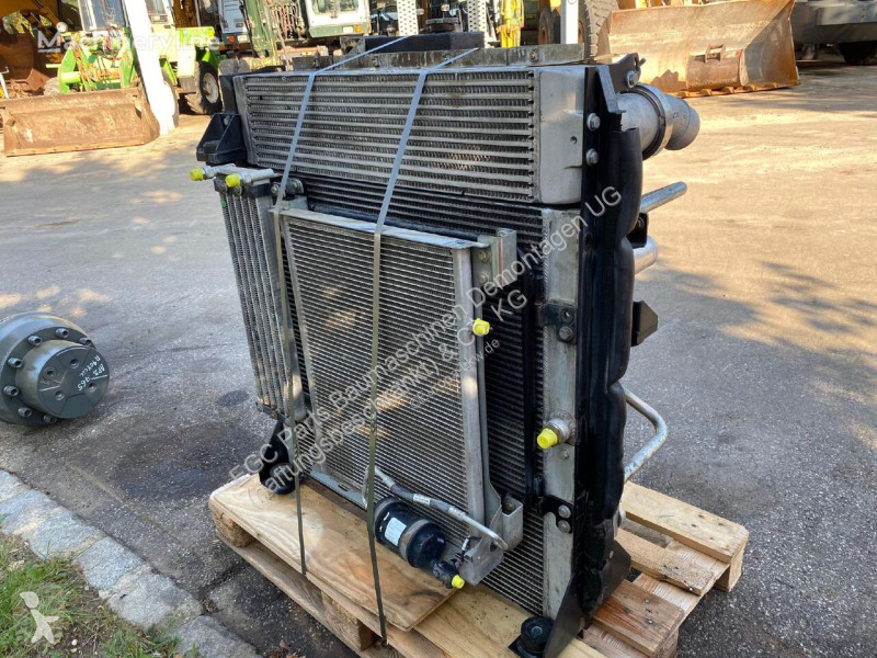 Pièces poids lourds Liebherr Radiateur d'huile...