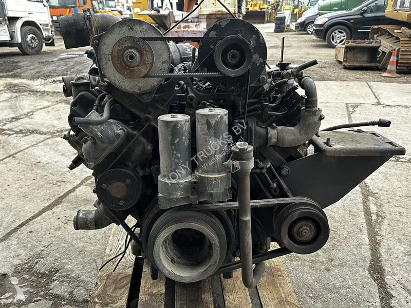 Vrachtwagenonderdelen Mercedes OM 421 V6 Engine...