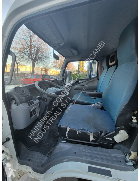 Pièces poids lourds Mitsubishi 5323 narrow /...