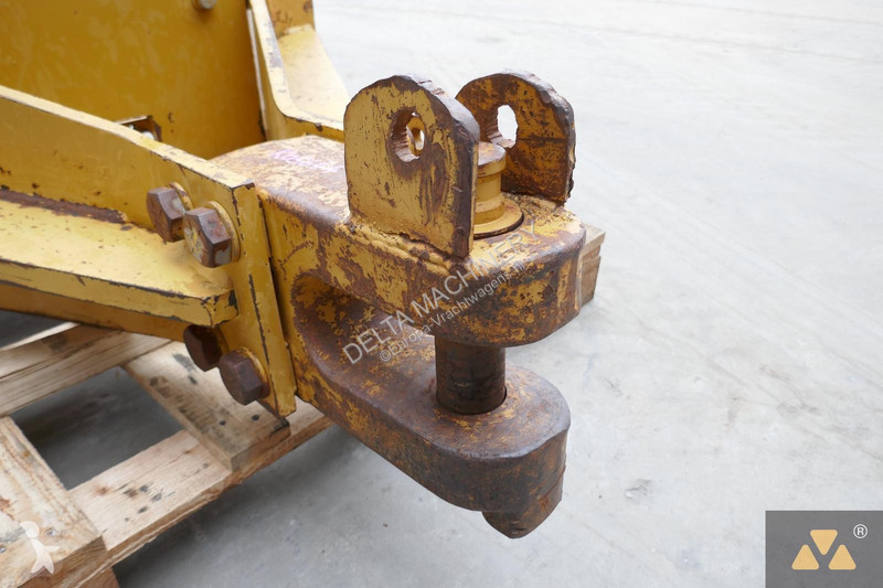 Náhradní díly pro kamiony Caterpillar D8T/ Drawbar