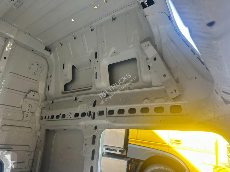 Ricambio per autocarri Volvo XL