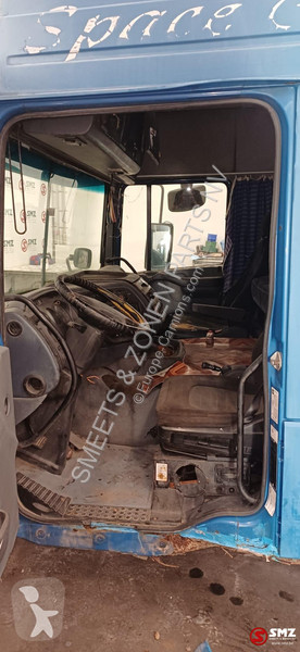 قطع غيار الآليات الثقيلة DAF Occ cabine DAF 95 XF