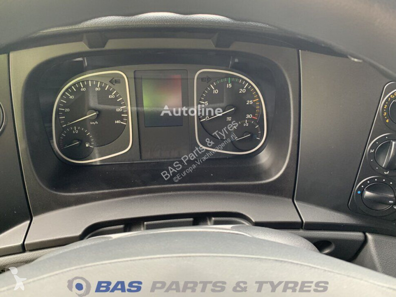 قطع غيار الآليات الثقيلة Mercedes