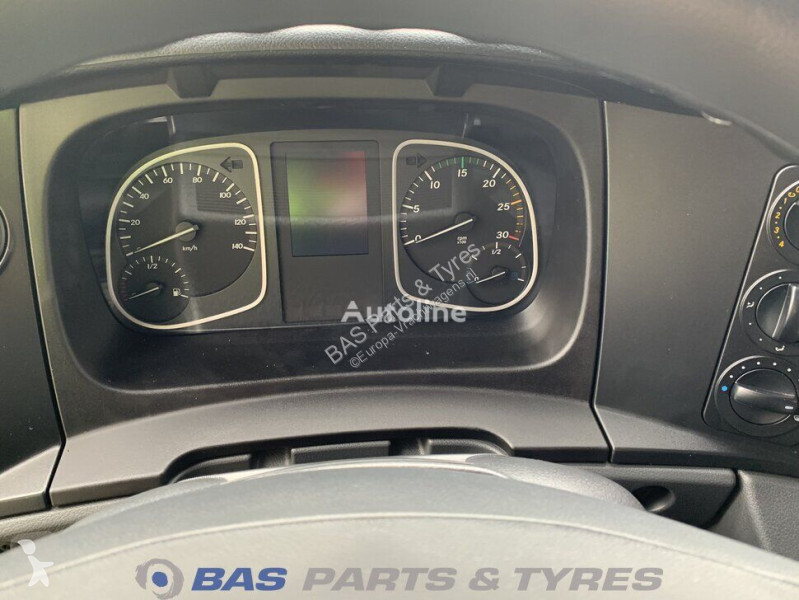 قطع غيار الآليات الثقيلة Mercedes